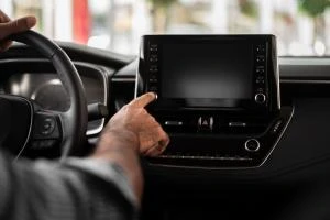 Installer un système CarPlay automobile GARAGE DE LA MAIRIE