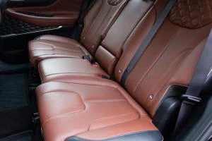 Rénover une sellerie cuir automobile avec GARAGE DE LA MAIRIE